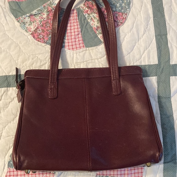 Leather purse appx. 12 x 9 x 4”, 1st pics outside light, unsewn zipper $19 - Picture 9 of 11